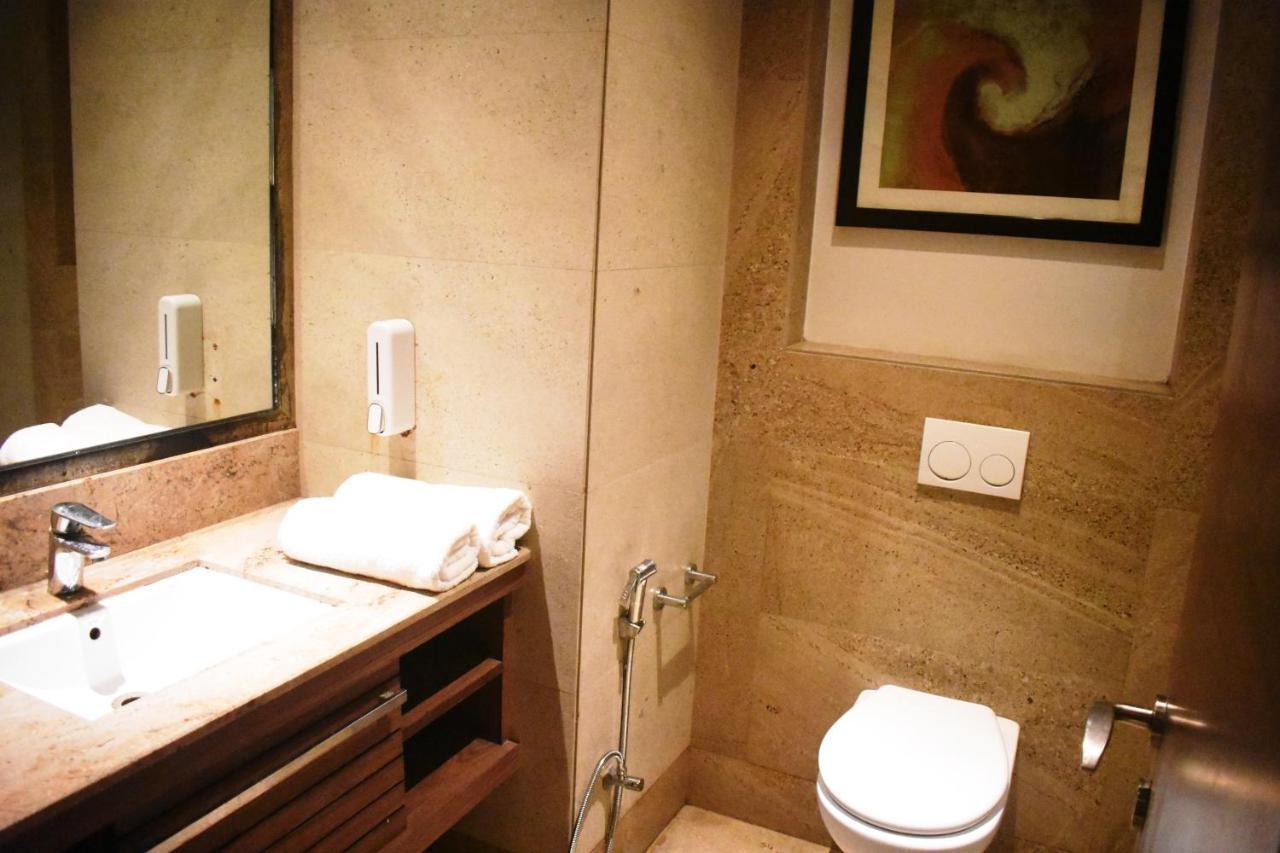 Lemonwood Suites By F9 Hotels - Trivoli Garden Chhatarpur Új-Delhi Kültér fotó