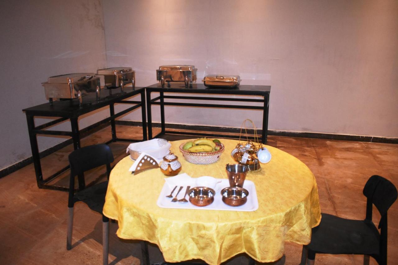 Lemonwood Suites By F9 Hotels - Trivoli Garden Chhatarpur Új-Delhi Kültér fotó